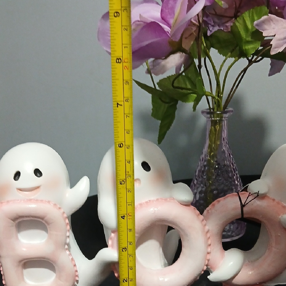 Charming Pink and White Ghost BOO Figurine - Festive Home Decor NWT - Picture 6 of 6